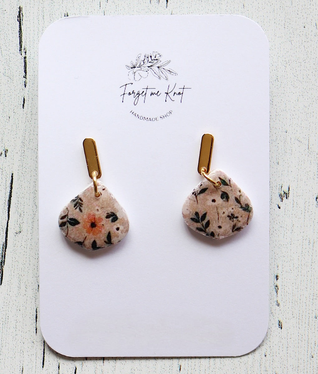 Boucles d’oreilles vintages losanges fleuris