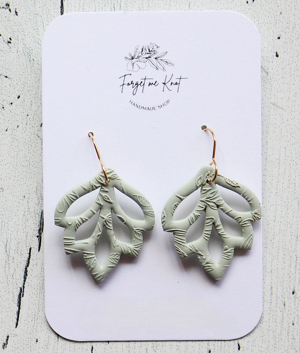 Boucles d’oreilles Feuilles vert pastel