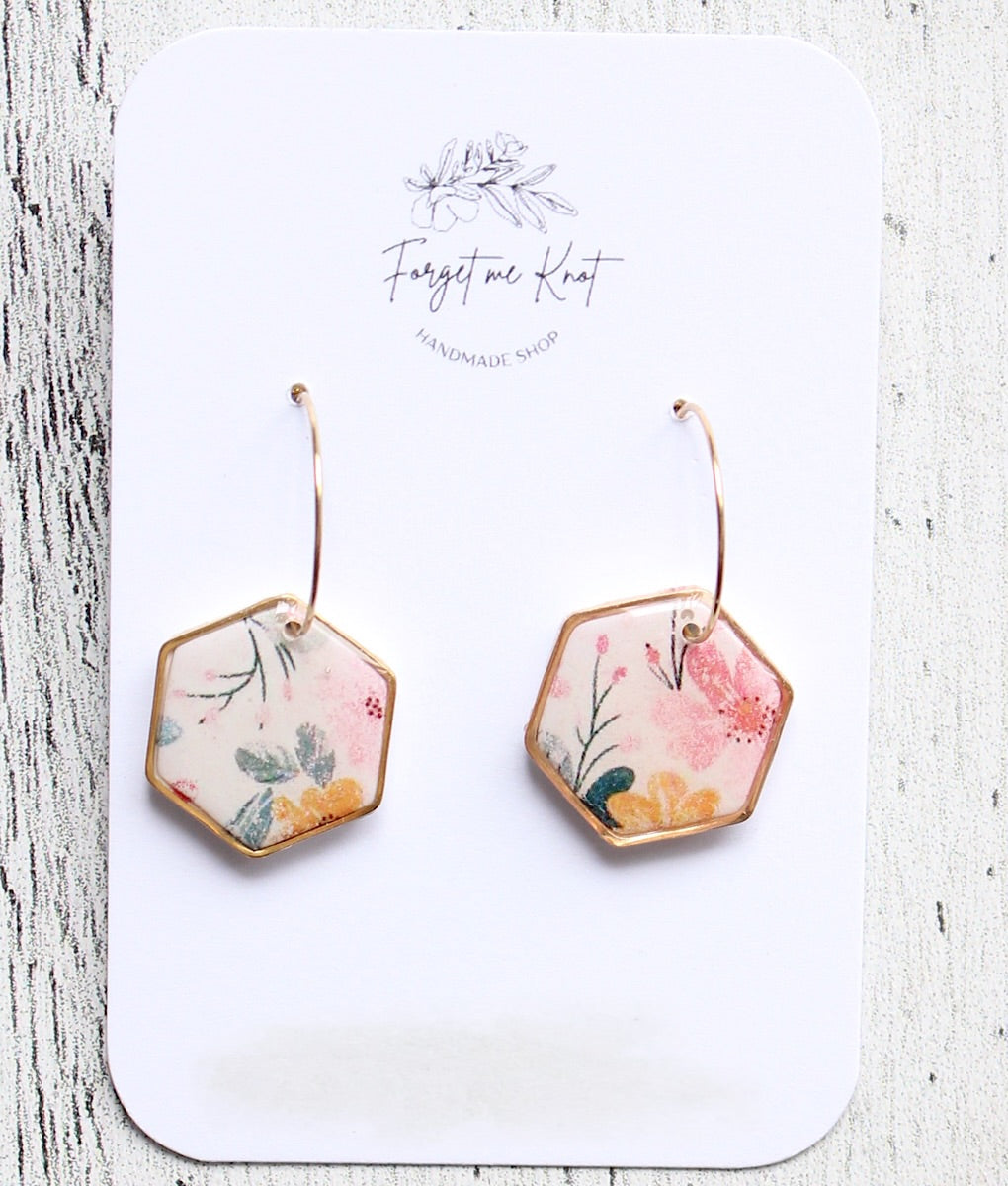 Boucles d’oreilles hexagones fleuris