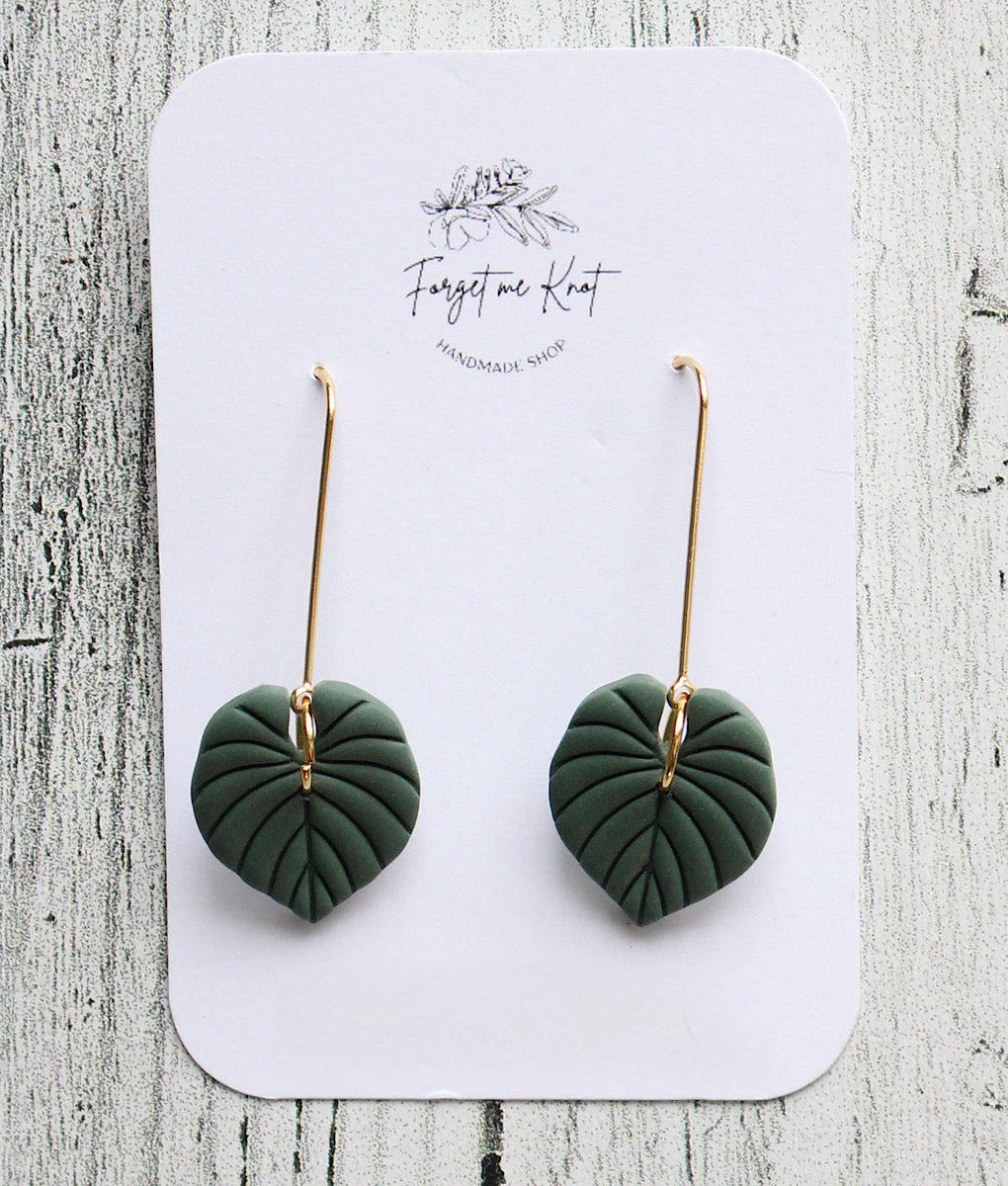 Boucles d’oreilles pendantes feuilles vertes