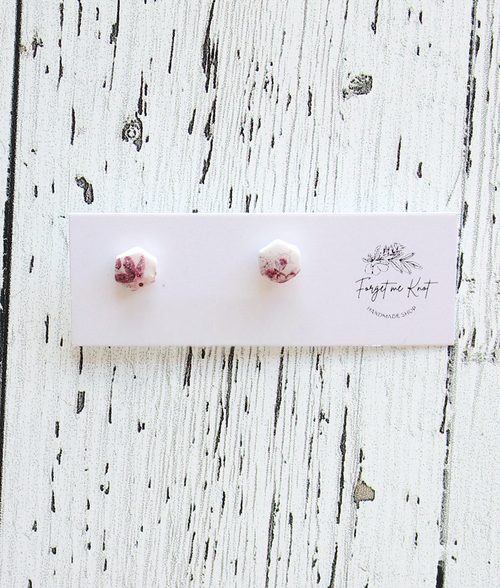 Wood and flowered square earrings