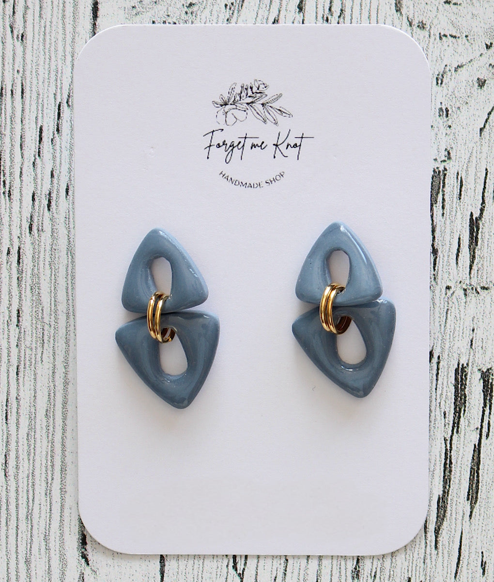 Boucles d’oreilles triangles bleues