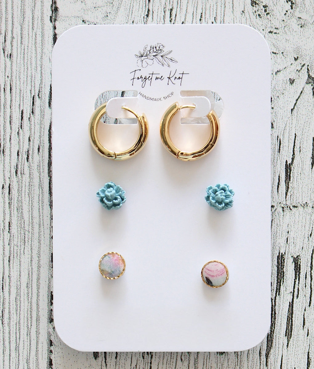 Wood and flowered square earrings
