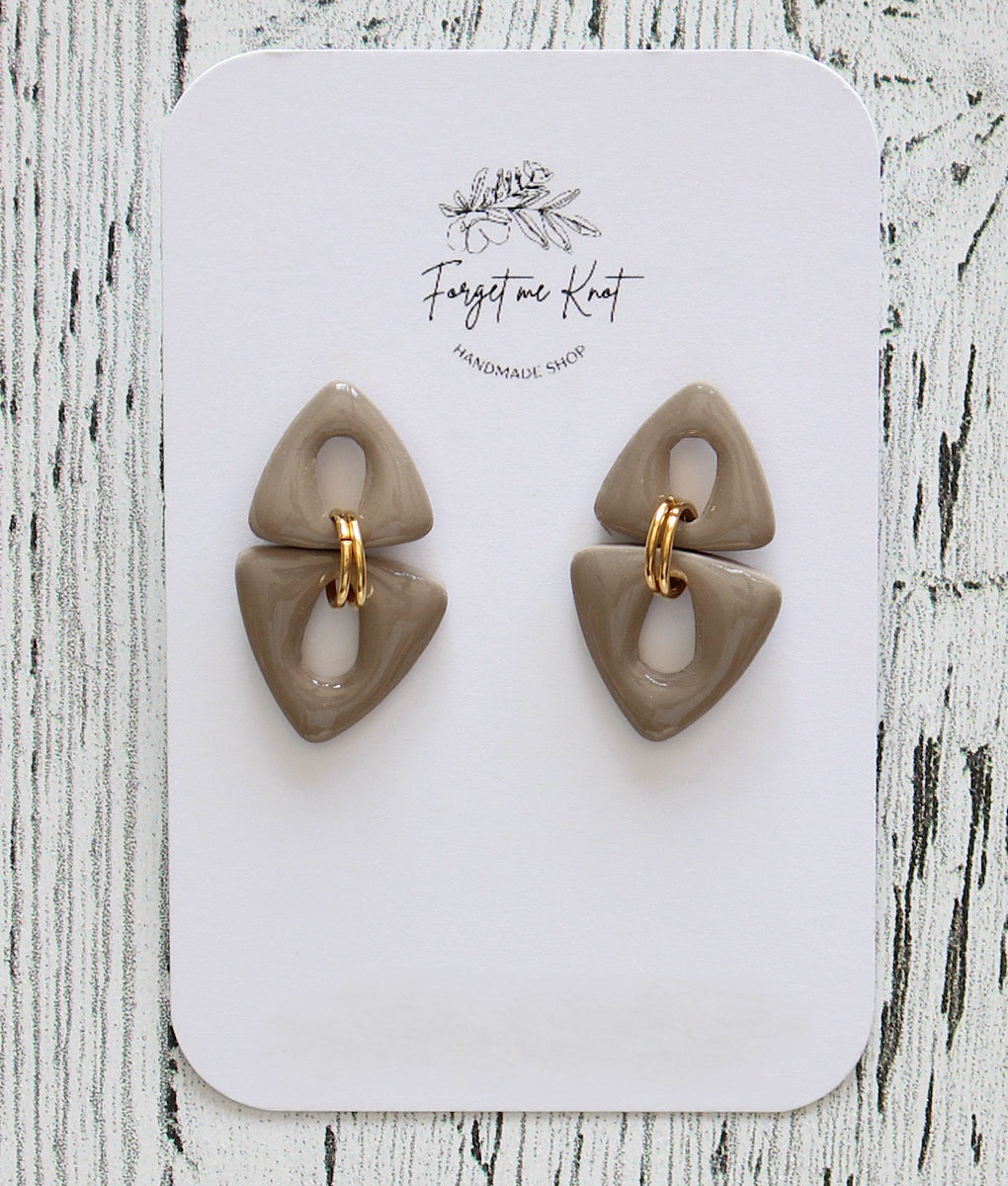 Wood and flowered square earrings