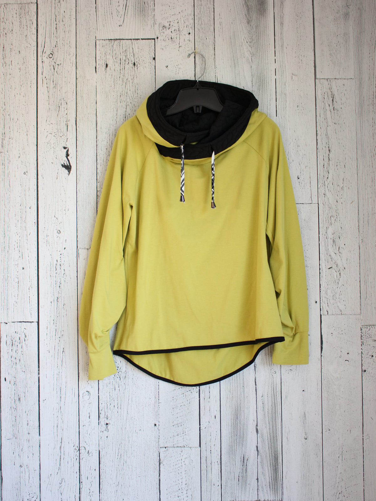 Top Mont-Royal sample vert lime